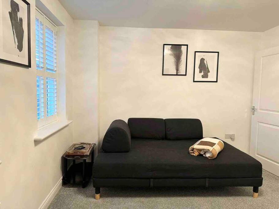 Serene Home Ideally Connected To Central London Bromley kerület Kültér fotó