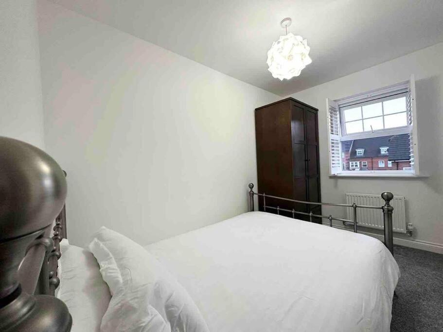 Serene Home Ideally Connected To Central London Bromley kerület Kültér fotó